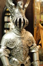 756dbd7292b903a973b27e304d699f47--man-of-la-mancha-medieval-armor.jpg