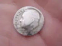 coin finds  double head dime Closeup 003.webp
