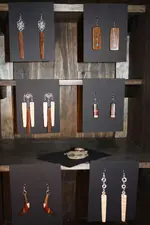 wood jewelry.webp