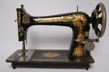 sd0082-singer-sphinx-antique-treadle-sewing-machine-cast-iron-early-1912.webp