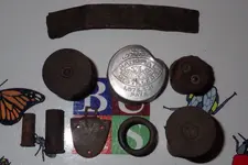 1903 Indian Axe Head Lead Seal Schultz 007.webp