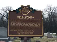 annie2.webp annie2.webp