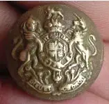 button_British_Army_General-Service_WW2_cuff-size_ColchesterTreasureHunting.co.uk_mil109.webp