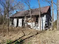 Loyd House 024 resize.webp