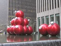 giant-christmas-ornaments-christmas.webp