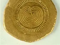 GOLD2000A.webp