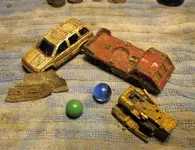 4 CL TV Oak Econ 04 2018 Toys.webp