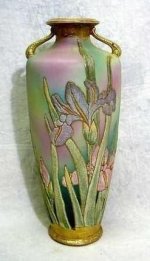 4d336849f3671b9808d3956cbebc36c2--vintage-vases-porcelain-vase.jpg