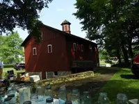 barn2.webp