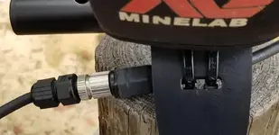 Equinox Headphone Mod 3030 GG Amphibian Connector4.webp