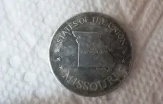 2 silver dimes & a silver nickel 016.webp