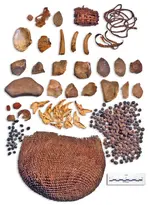 horseshoe cave flakers and pouch.webp