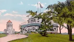 Claremont Inn Riverside Park.webp