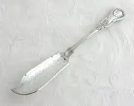 Kings Pattern Fish Knife.webp