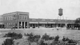 Main Street Cross Plains, Tx about 1912 Before Higginbothams Building was built across the st...webp Main Street Cross Plains, Tx about 1912 Before Higginbothams Building was built across the st...webp