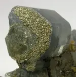 Apatite-Quartz-Pyrite-119120.webp