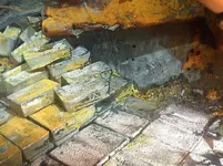 482506778cefe13b42b7d87652308c90--silver-bullion-shipwreck.webp