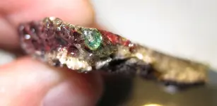 bluegreenredTrinitite.webp