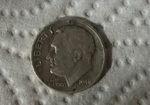 100e1002dime3.webp