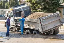 truck stuck.webp