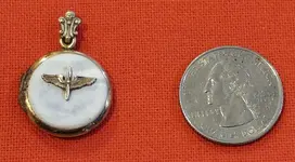 WWII_sweetheart_locket_1.webp
