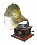 7095179-un-antiguo-gramfono-de-cuerno-de-latn-y-registro-.webp
