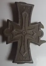 cap suspender cross.webp