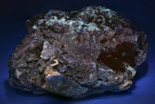 druzy quartz rock uv 1a.jpg