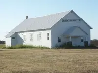 Sokol Auditorium (former school) - southwest Sumner County.webp