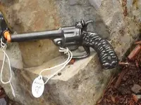 cap gun.webp