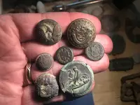Buttons_closeup.webp