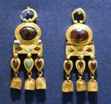Parthian_jewelry_from_Nineveh_by_Nickmard_Khoey.webp