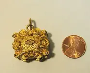 19th-century-Antique-Victorian-Georgian-Gilt-VINAIGRETTE-Pendant.webp