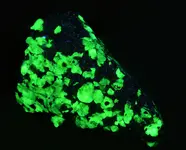 willemite and franklinite.webp