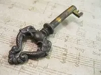 3f0f4c4040d9819480ed272f45ea54e7--vintage-keys-skeleton-keys.webp