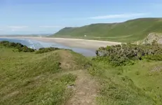 aP1040764_Old_Castle_Rhossili.webp