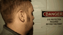 tenor (1).gif