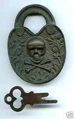 81d477759b5a2512ab48762c40d51681--antique-keys-vintage-keys.webp