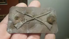 crossed rifles plate.webp