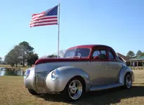 1940-ford-split-window-coupe-all-steel-body-totally-restored-custom-awesome-1.webp