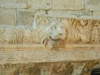 Baalbek-temple of Jupiter architectural ornaments.webp Baalbek-temple of Jupiter architectural ornaments.webp