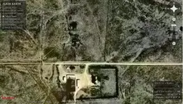 19 Santa Fe Tr Old Moses has a lot of abandoned houses and SF Tr campsites.webp