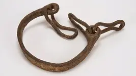 Slave Neck Shackle 3.webp