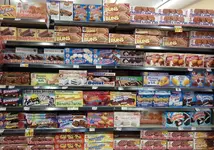 lil-debbie-aisle.webp