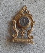 Vintage-Fancy-Gold-Metal-Dollhouse-Mantle-Clock-Look.jpg