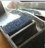Difuser Miners Moss over top tray hole.webp