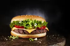 Hamburger-Hot-Dog-58add5f03df78c345bdef6ff.webp