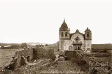 ruins-of-carmel-mission-monterey-cal-circa-1882-california-views-mr-pat-hathaway-archives.webp ruins-of-carmel-mission-monterey-cal-circa-1882-california-views-mr-pat-hathaway-archives.webp