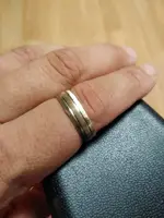 10k gold ring.webp