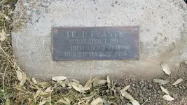 grave marker.webp